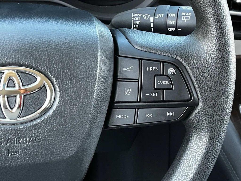 used 2024 Toyota Sienna car, priced at $36,989