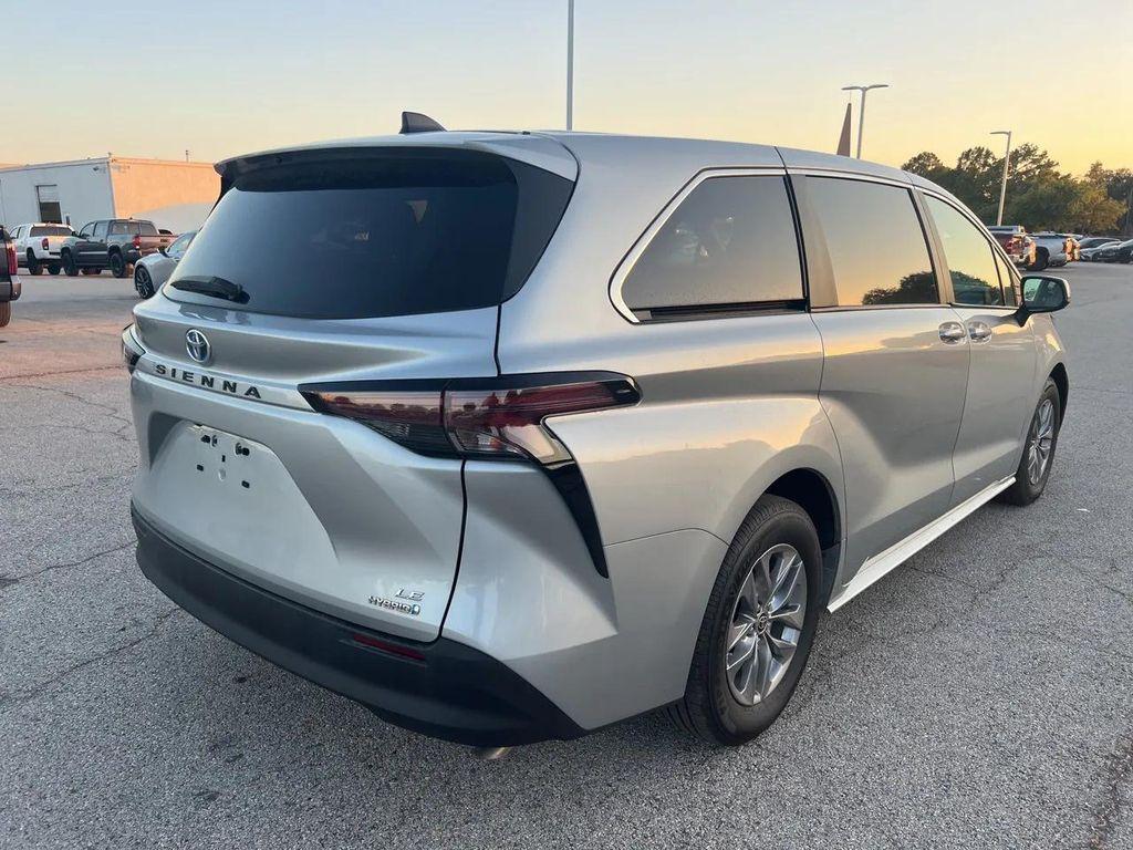 used 2024 Toyota Sienna car, priced at $39,888