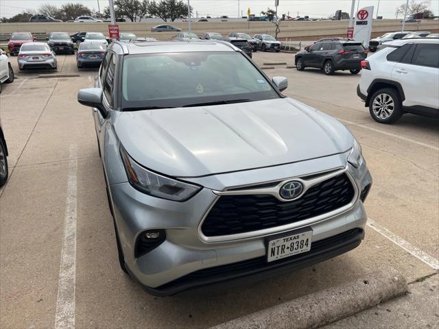 used 2020 Toyota Highlander Hybrid car