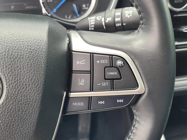 used 2022 Toyota Highlander Hybrid car, priced at $35,645