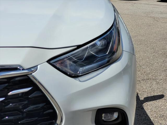 used 2023 Toyota Highlander car, priced at $41,855