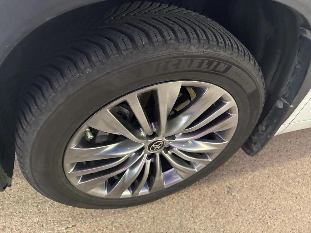 used 2022 Toyota Highlander car