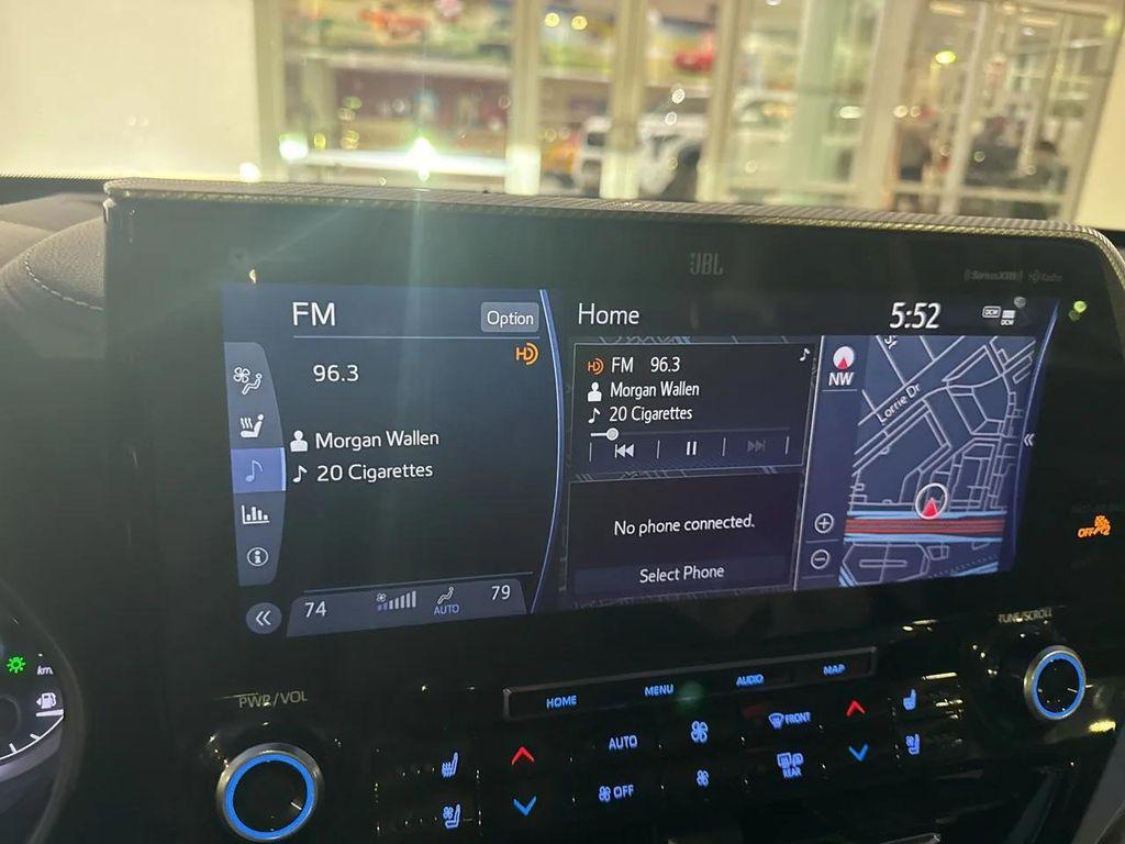 used 2022 Toyota Highlander car