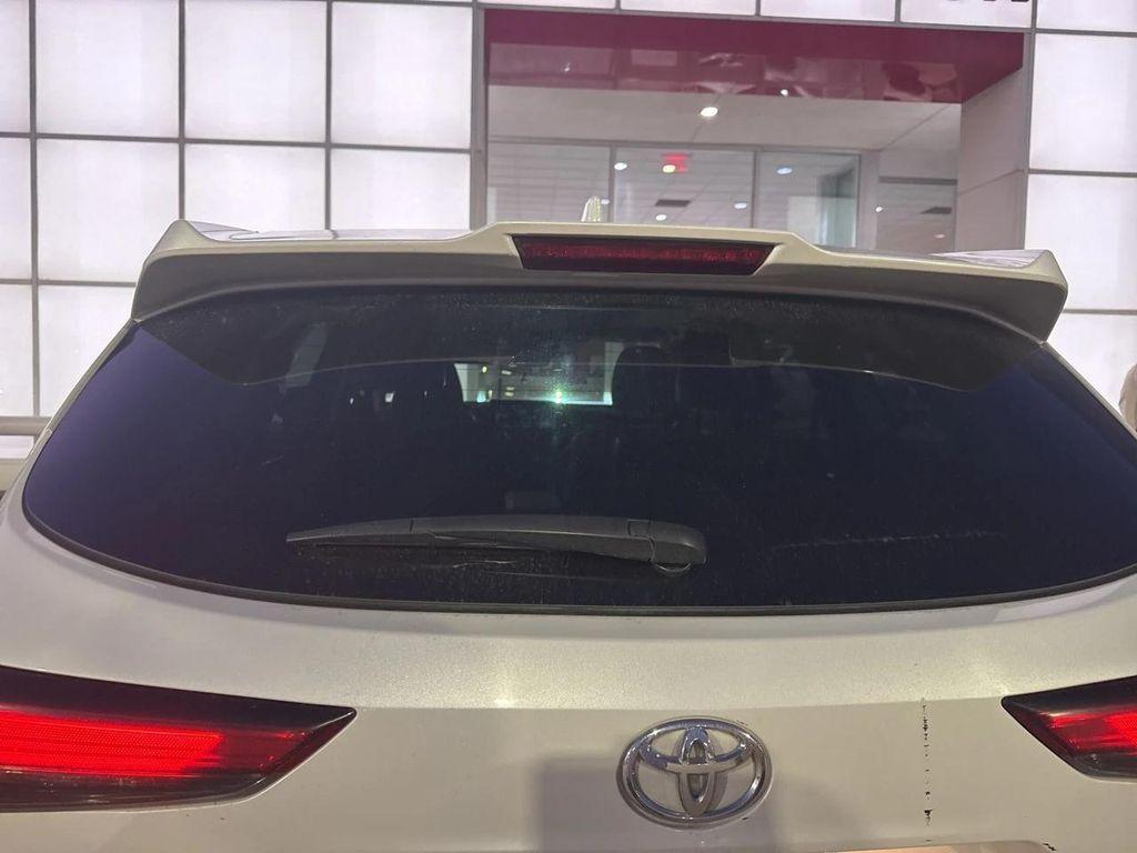 used 2022 Toyota Highlander car