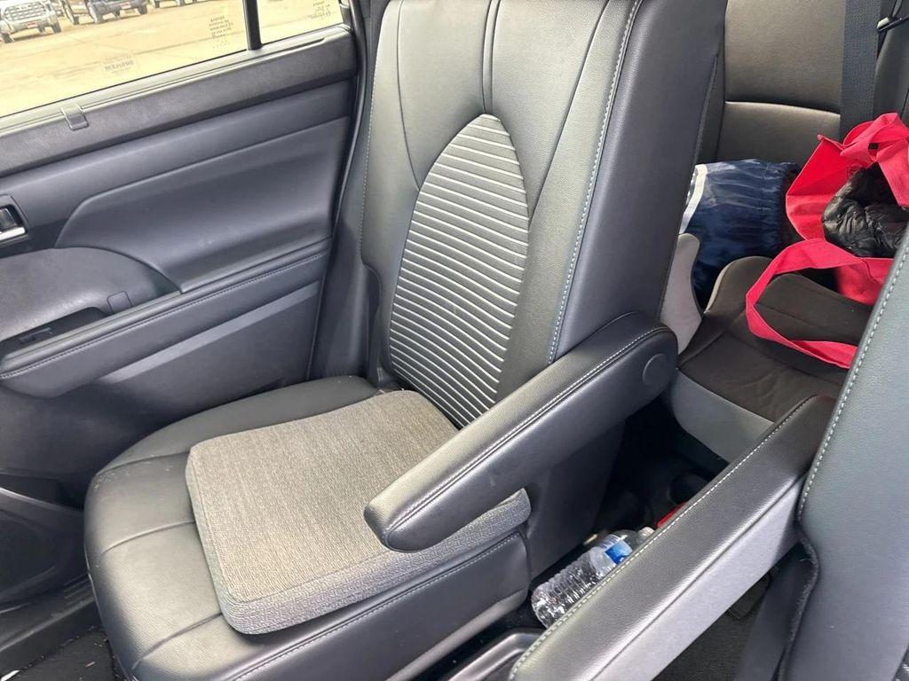 used 2025 Toyota Highlander car, priced at $48,998