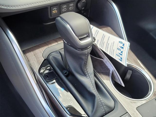 new 2025 Toyota Highlander car, priced at $54,672