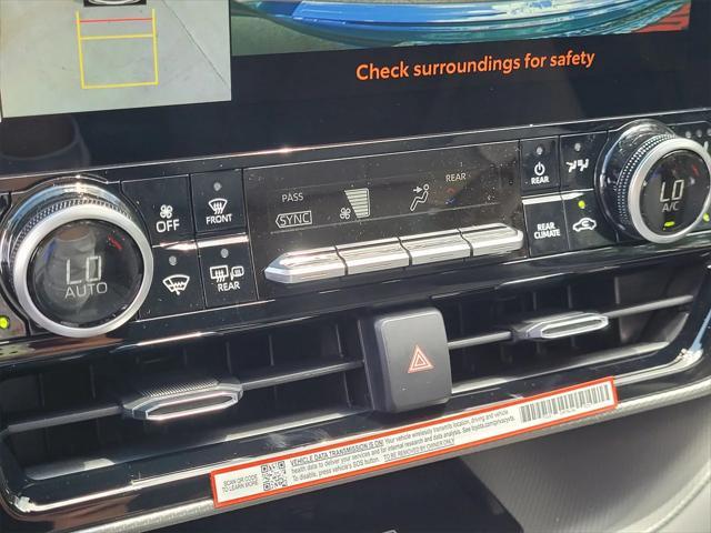 new 2025 Toyota Highlander car, priced at $54,672