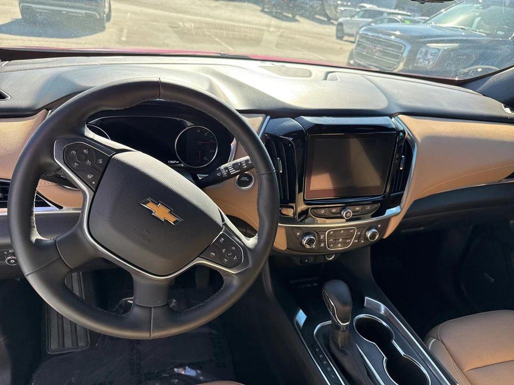 used 2023 Chevrolet Traverse car, priced at $36,773