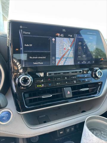 used 2021 Toyota Highlander Hybrid car, priced at $32,855