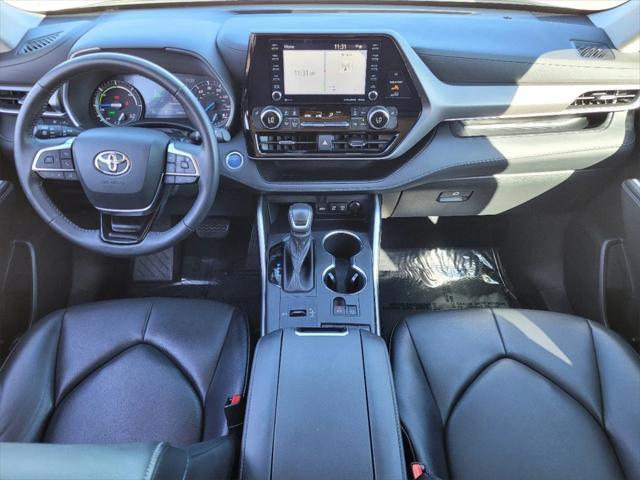 used 2020 Toyota Highlander Hybrid car, priced at $36,987