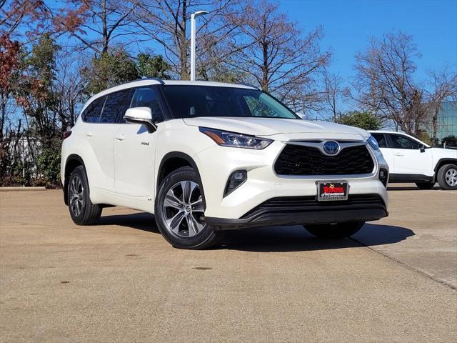 used 2020 Toyota Highlander Hybrid car, priced at $36,987