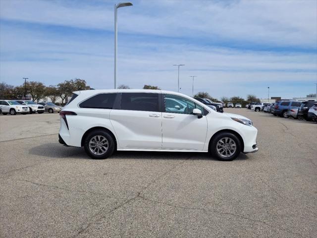 used 2023 Toyota Sienna car, priced at $35,987