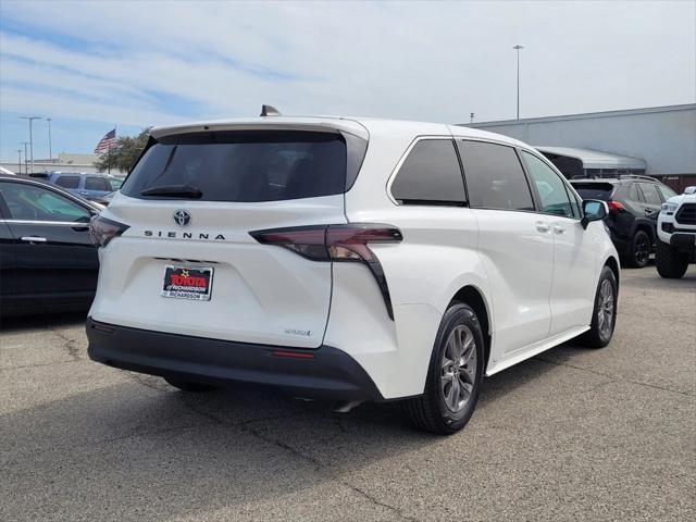 used 2023 Toyota Sienna car, priced at $35,987