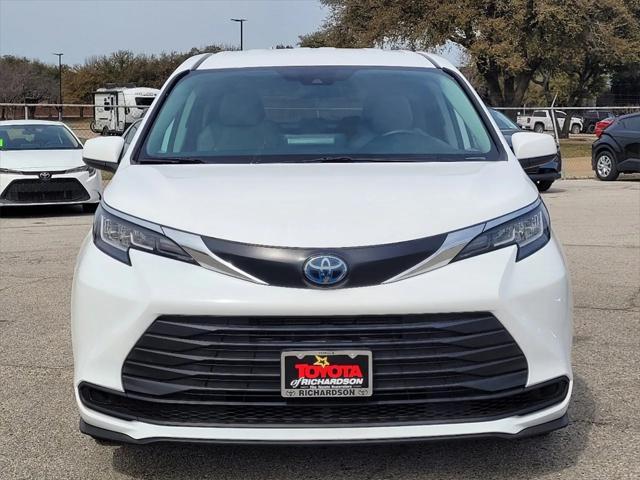 used 2023 Toyota Sienna car, priced at $35,987