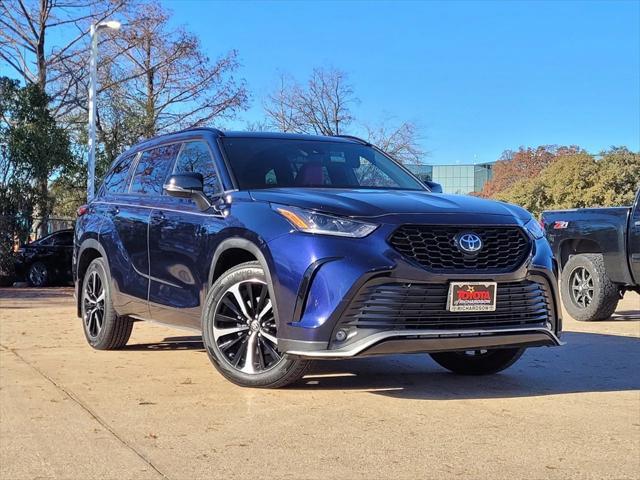 used 2021 Toyota Highlander car, priced at $33,988