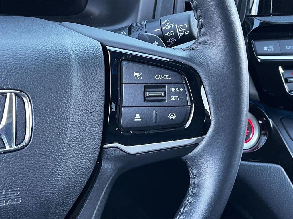 used 2025 Honda Odyssey car, priced at $43,695