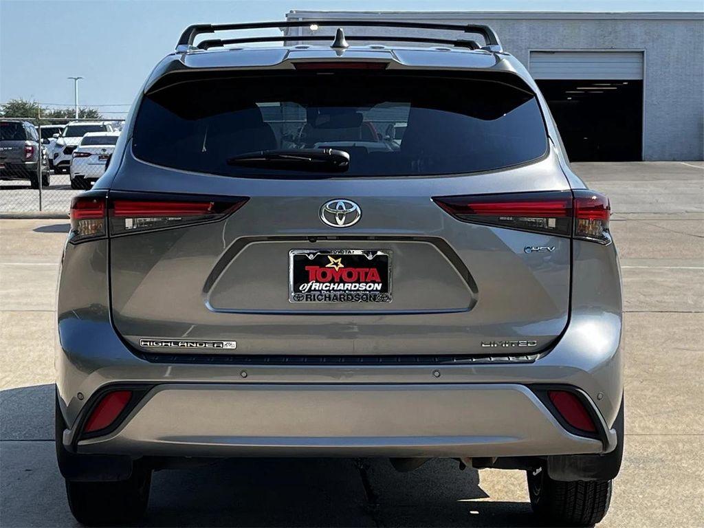 used 2025 Toyota Highlander Hybrid car, priced at $49,427