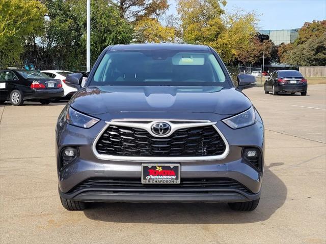 used 2024 Toyota Highlander car, priced at $35,955