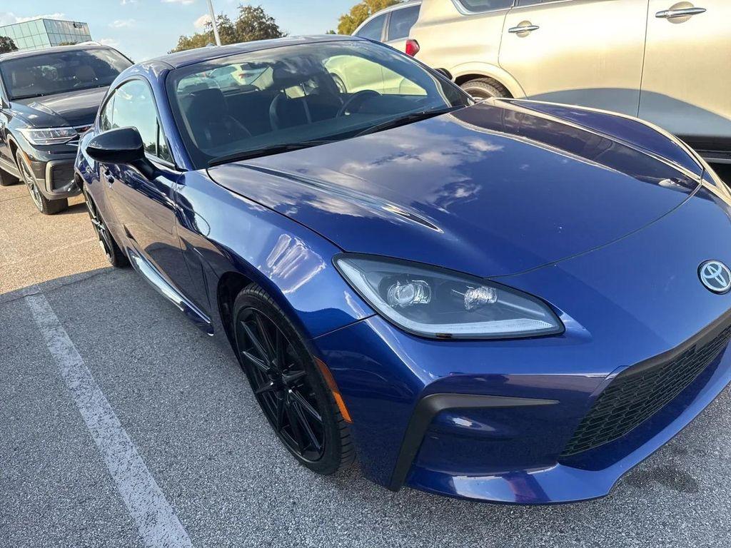 used 2024 Toyota GR86 car