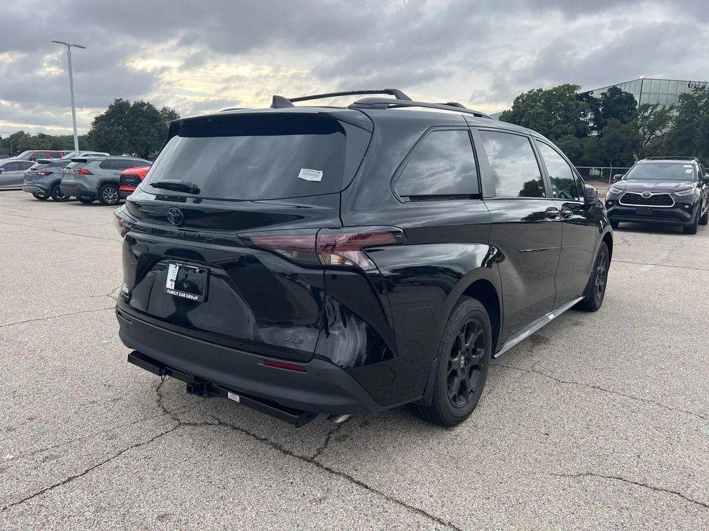 used 2025 Toyota Sienna car, priced at $53,998