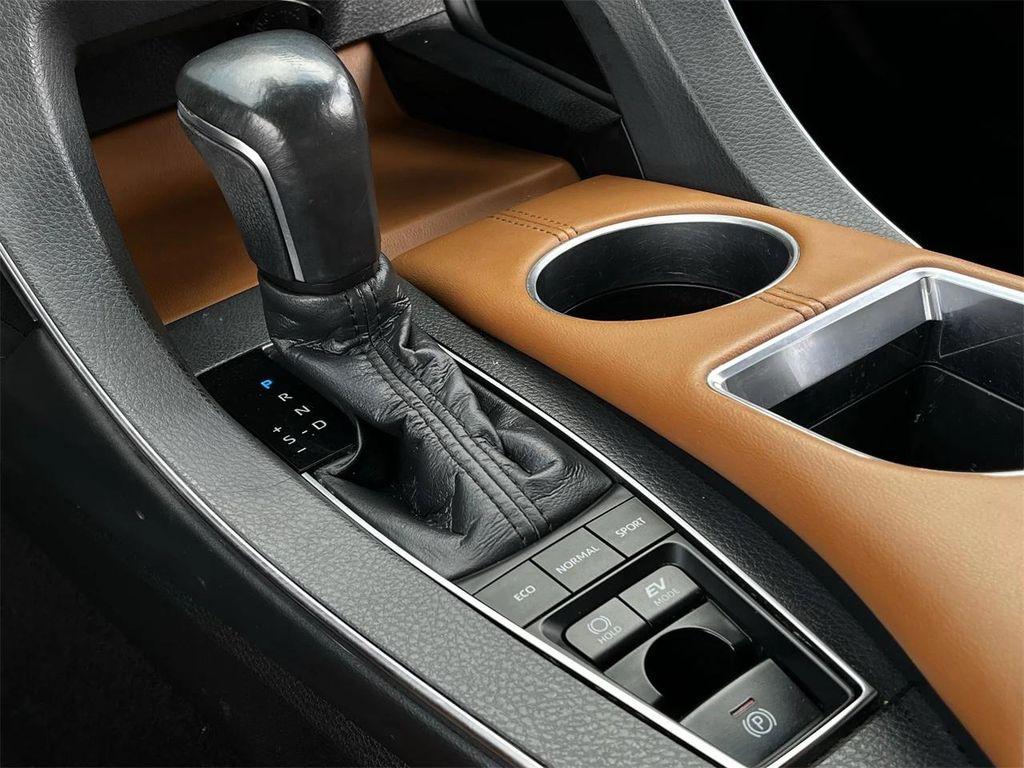 used 2021 Toyota Avalon Hybrid car, priced at $25,998