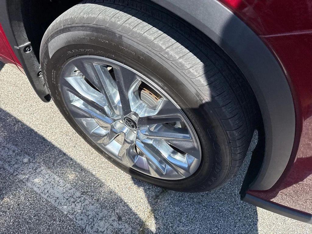 used 2023 Toyota Highlander car, priced at $38,543