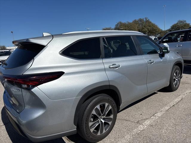 used 2024 Toyota Highlander Hybrid car, priced at $42,988