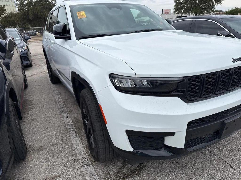used 2024 Jeep Grand Cherokee L car, priced at $25,979
