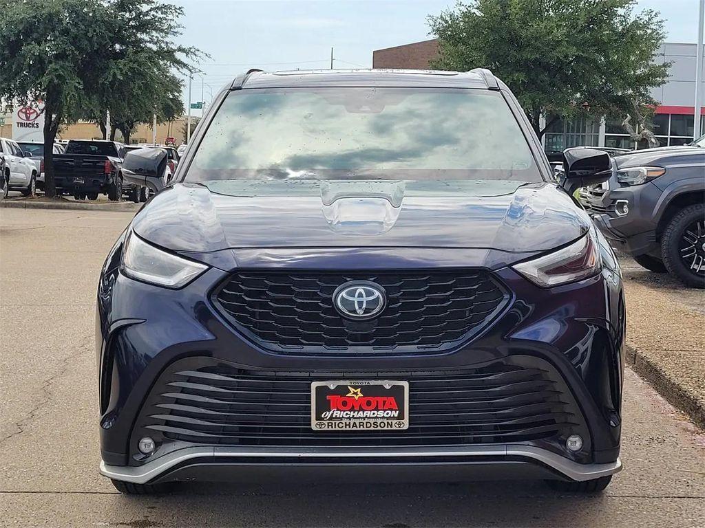 used 2022 Toyota Highlander car, priced at $30,824