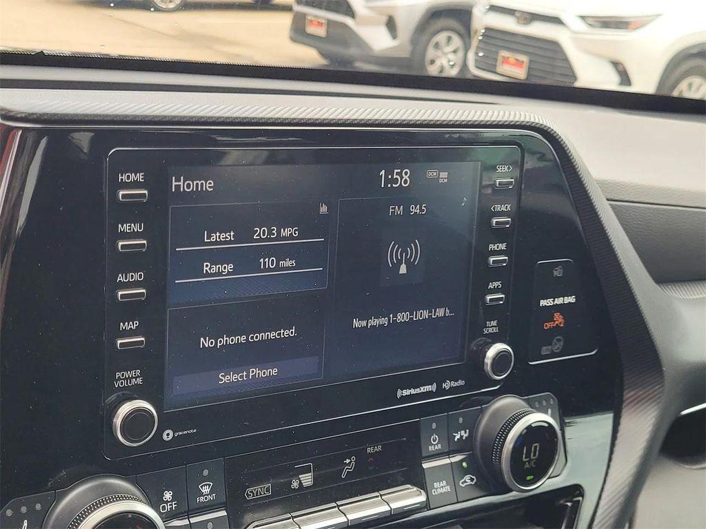 used 2022 Toyota Highlander car, priced at $30,824