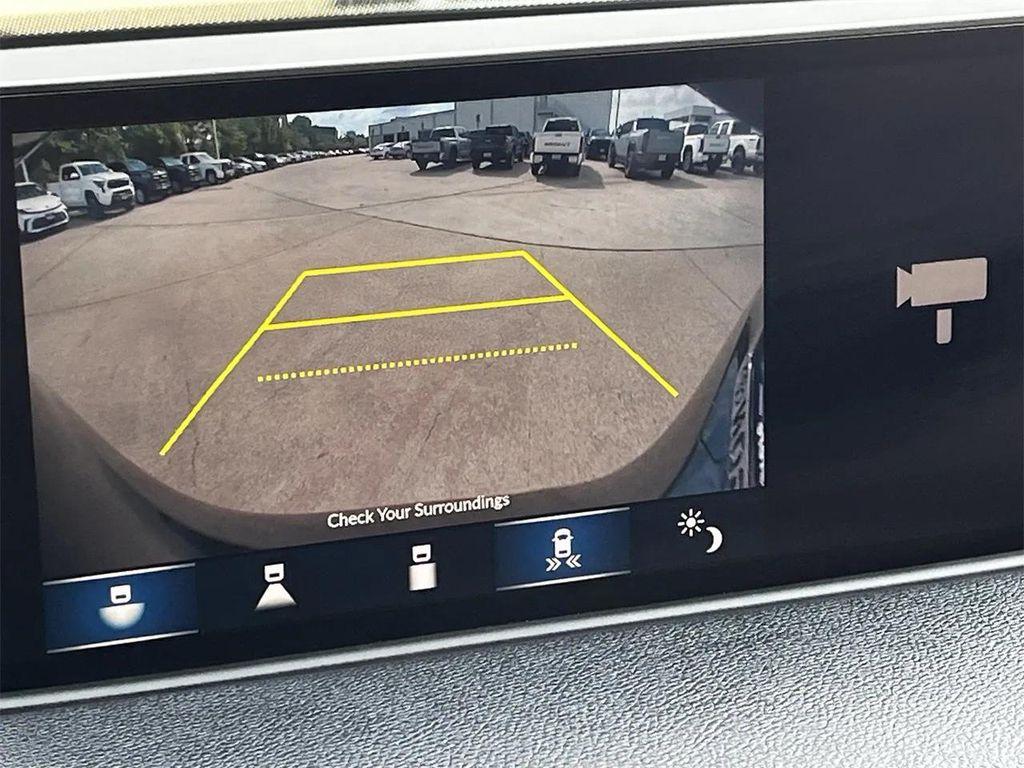 used 2024 Acura MDX car, priced at $38,886