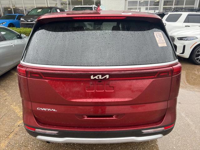 used 2023 Kia Carnival car, priced at $28,988