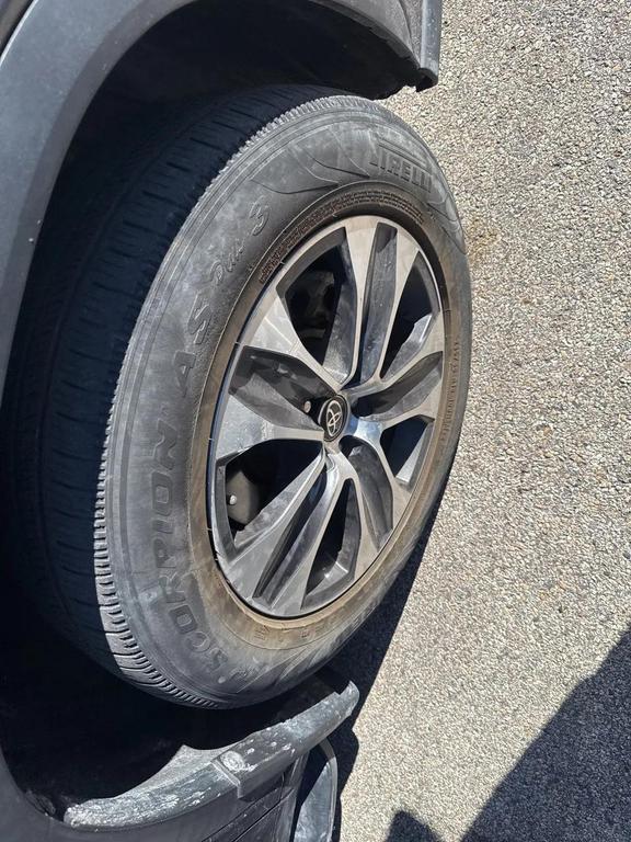 used 2021 Toyota Highlander car, priced at $26,855