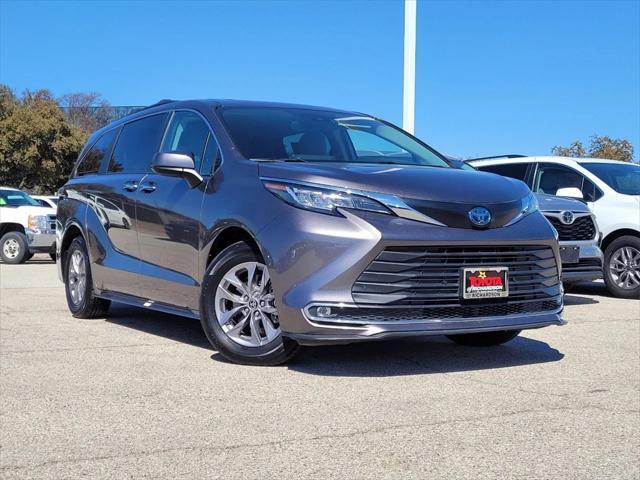 used 2023 Toyota Sienna car, priced at $41,438