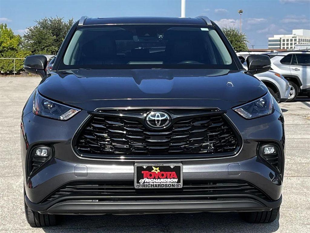 used 2023 Toyota Highlander car, priced at $36,988