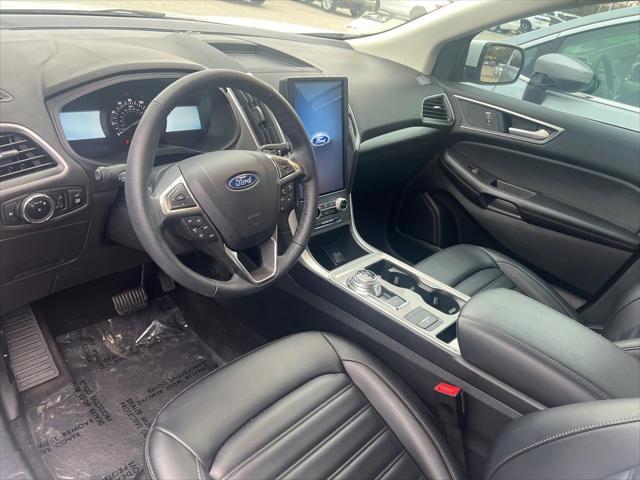 used 2024 Ford Edge car