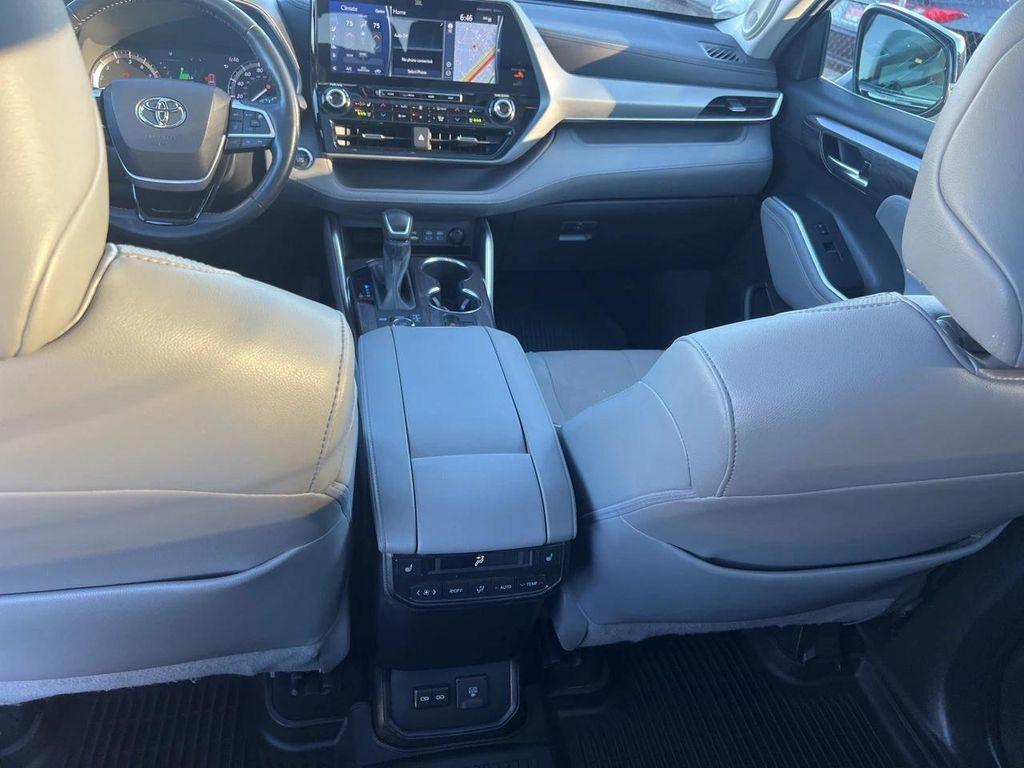 used 2022 Toyota Highlander car, priced at $36,585