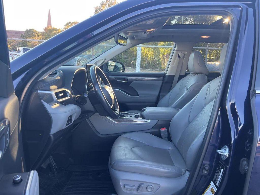 used 2022 Toyota Highlander car, priced at $36,585