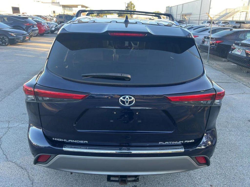 used 2022 Toyota Highlander car, priced at $36,585