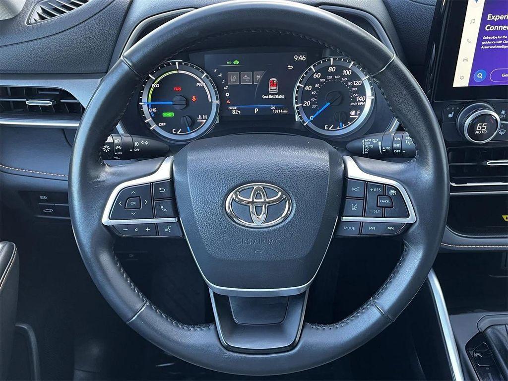 used 2023 Toyota Highlander Hybrid car, priced at $44,998
