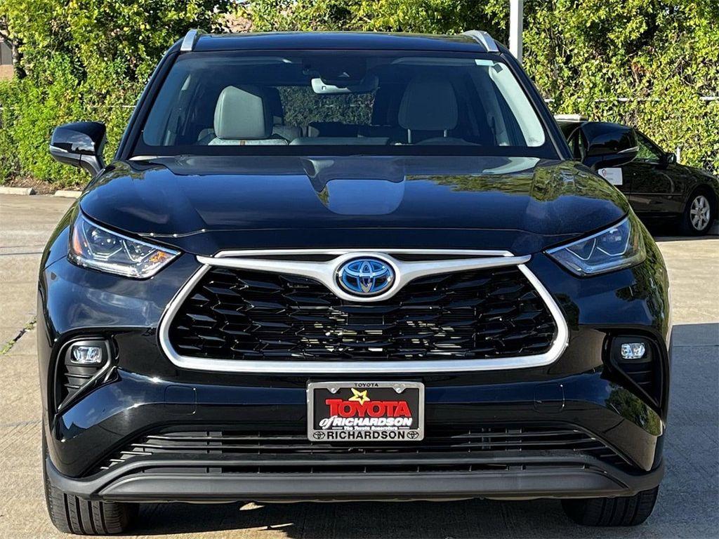 used 2023 Toyota Highlander Hybrid car, priced at $44,998