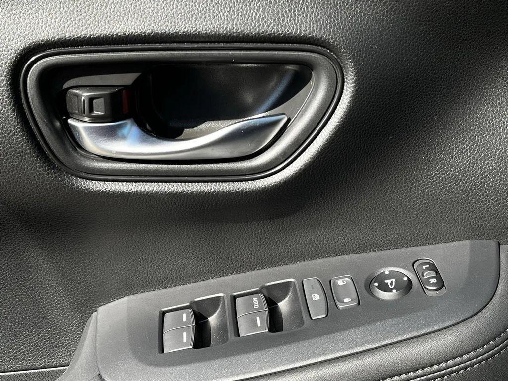 used 2025 Honda HR-V car, priced at $22,378