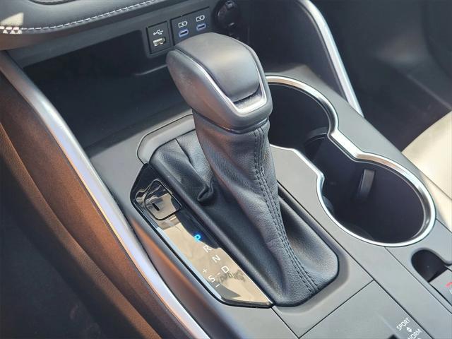used 2022 Toyota Highlander Hybrid car, priced at $38,191