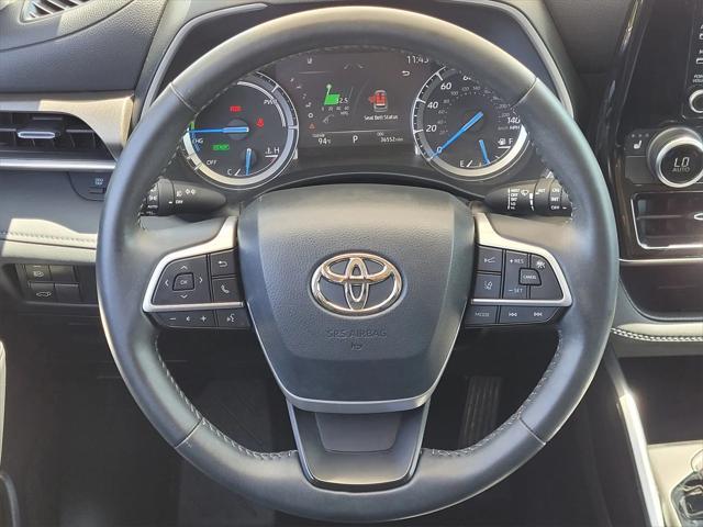 used 2022 Toyota Highlander Hybrid car, priced at $38,191