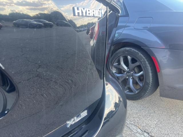 used 2022 Toyota Highlander Hybrid car, priced at $41,998