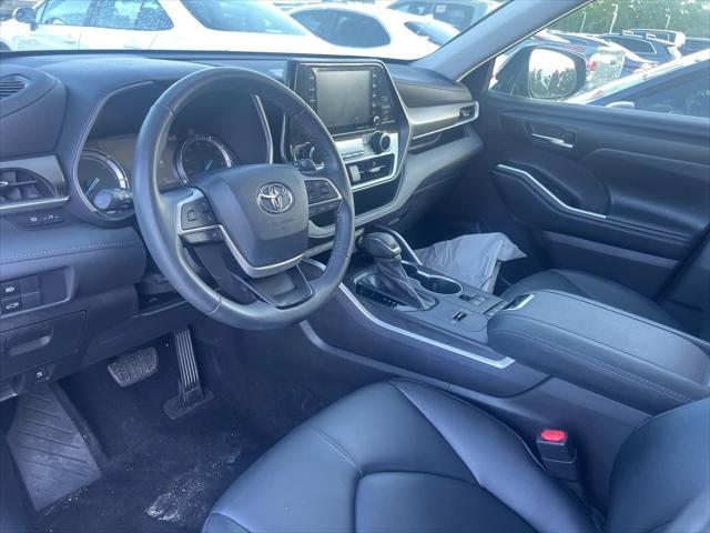 used 2022 Toyota Highlander Hybrid car, priced at $41,998