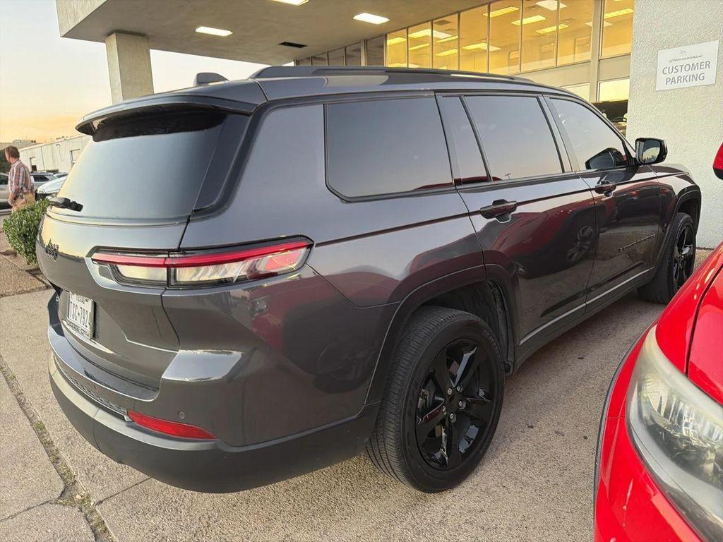 used 2024 Jeep Grand Cherokee L car