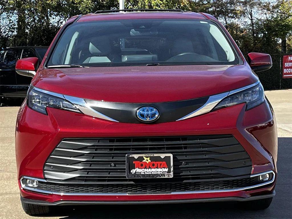 used 2024 Toyota Sienna car, priced at $44,556