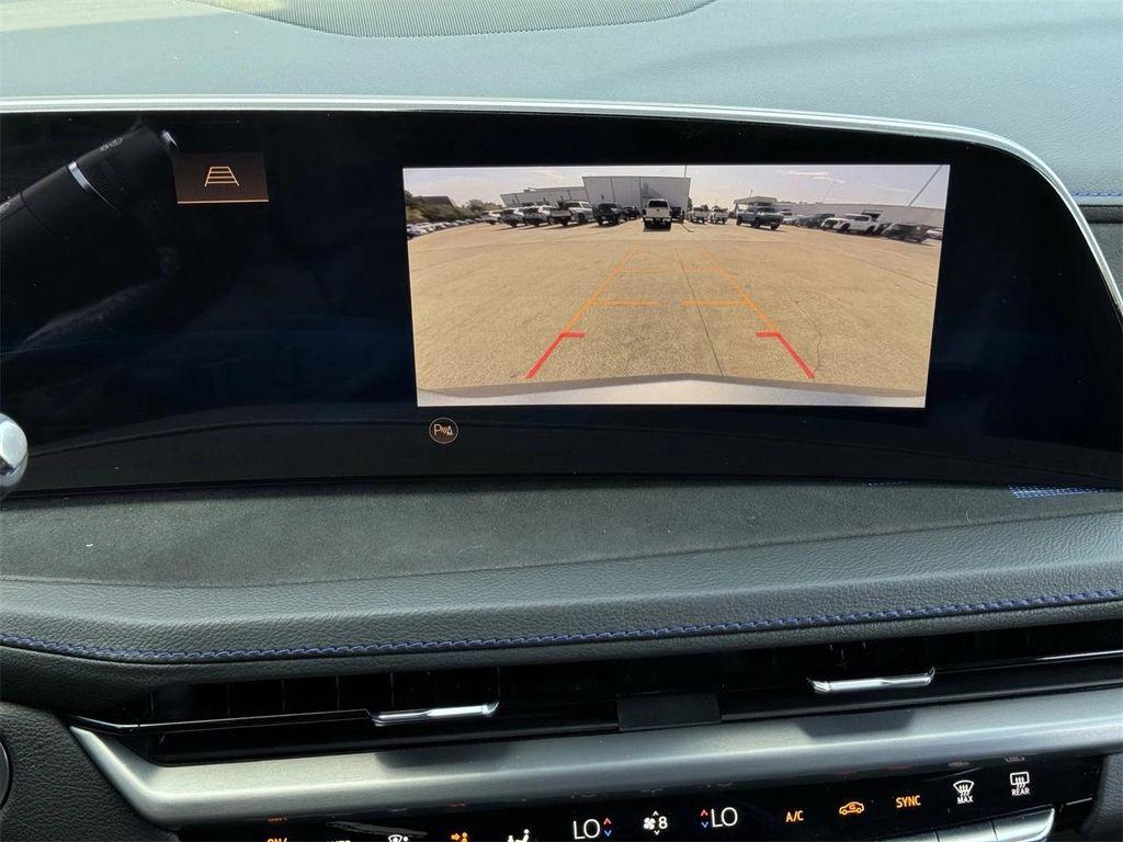 used 2024 Cadillac XT4 car, priced at $38,998