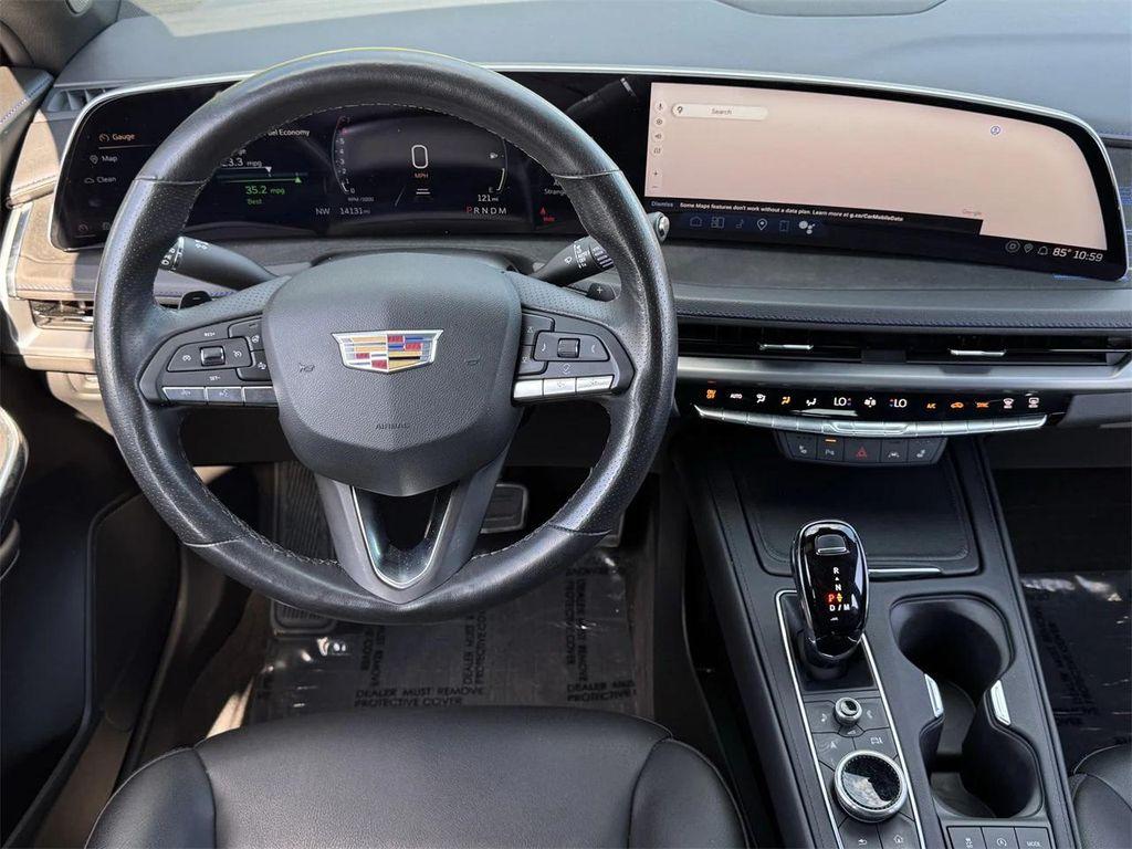 used 2024 Cadillac XT4 car, priced at $38,998